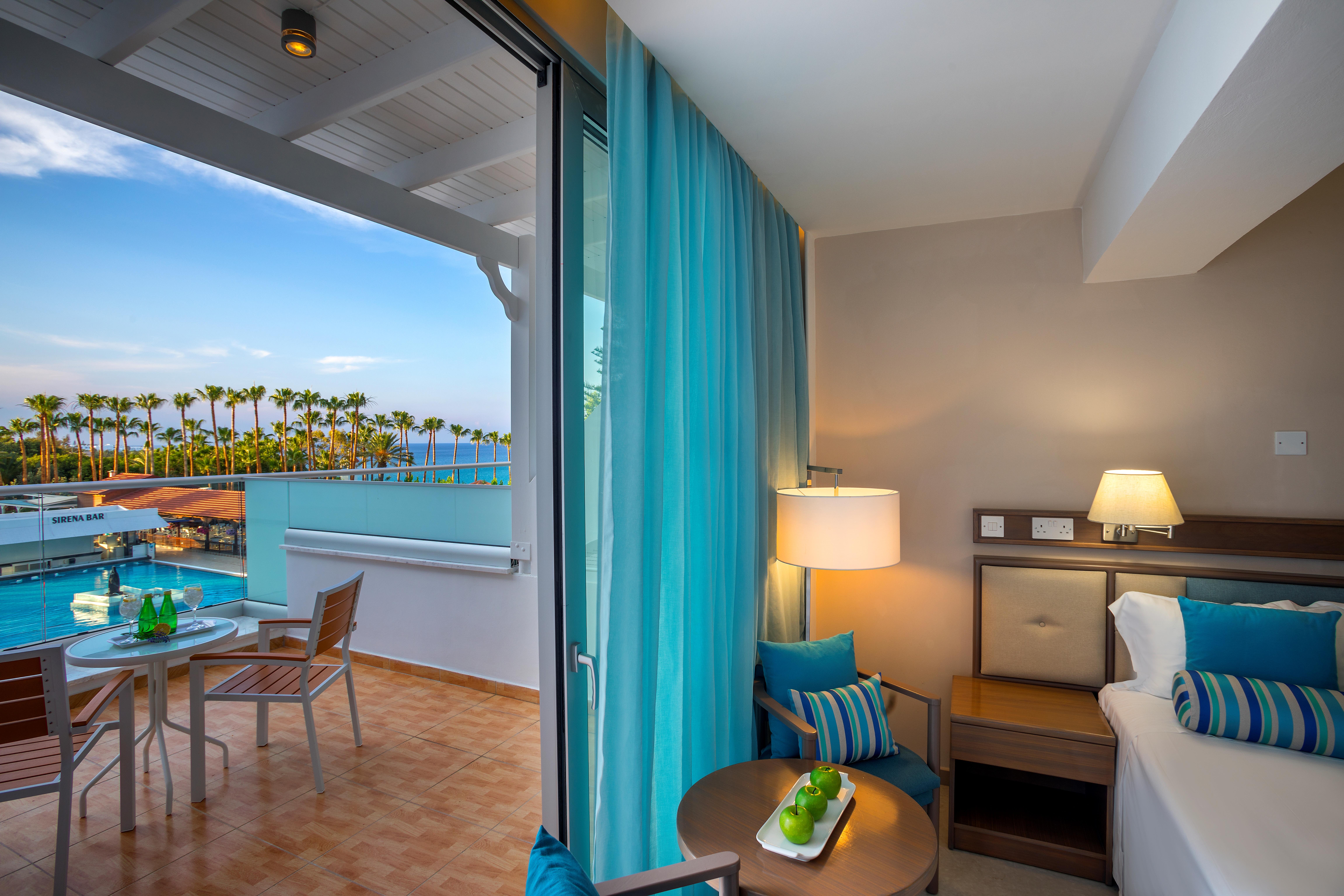 Cavo Maris Beach Hotel โปรทาราส ภายนอก รูปภาพ